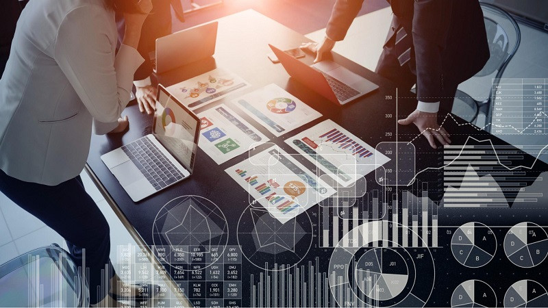 Các nhà đầu tư điển hình hiện nay