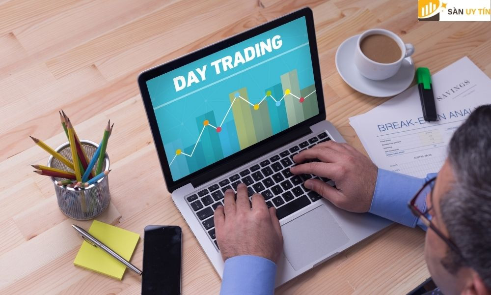 Empirical Features of Day Trading